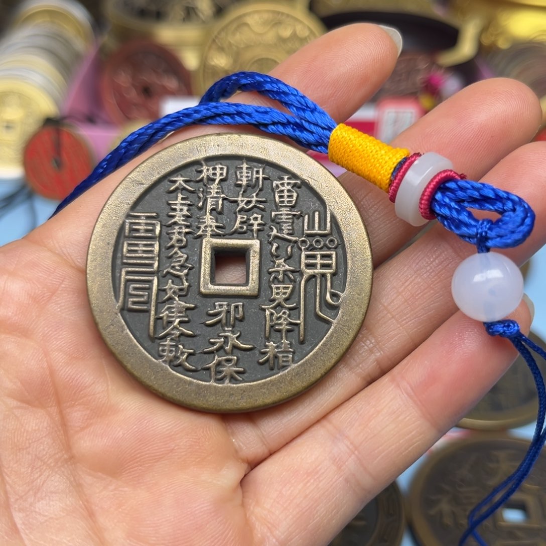 铜现场下单经典山花加厚