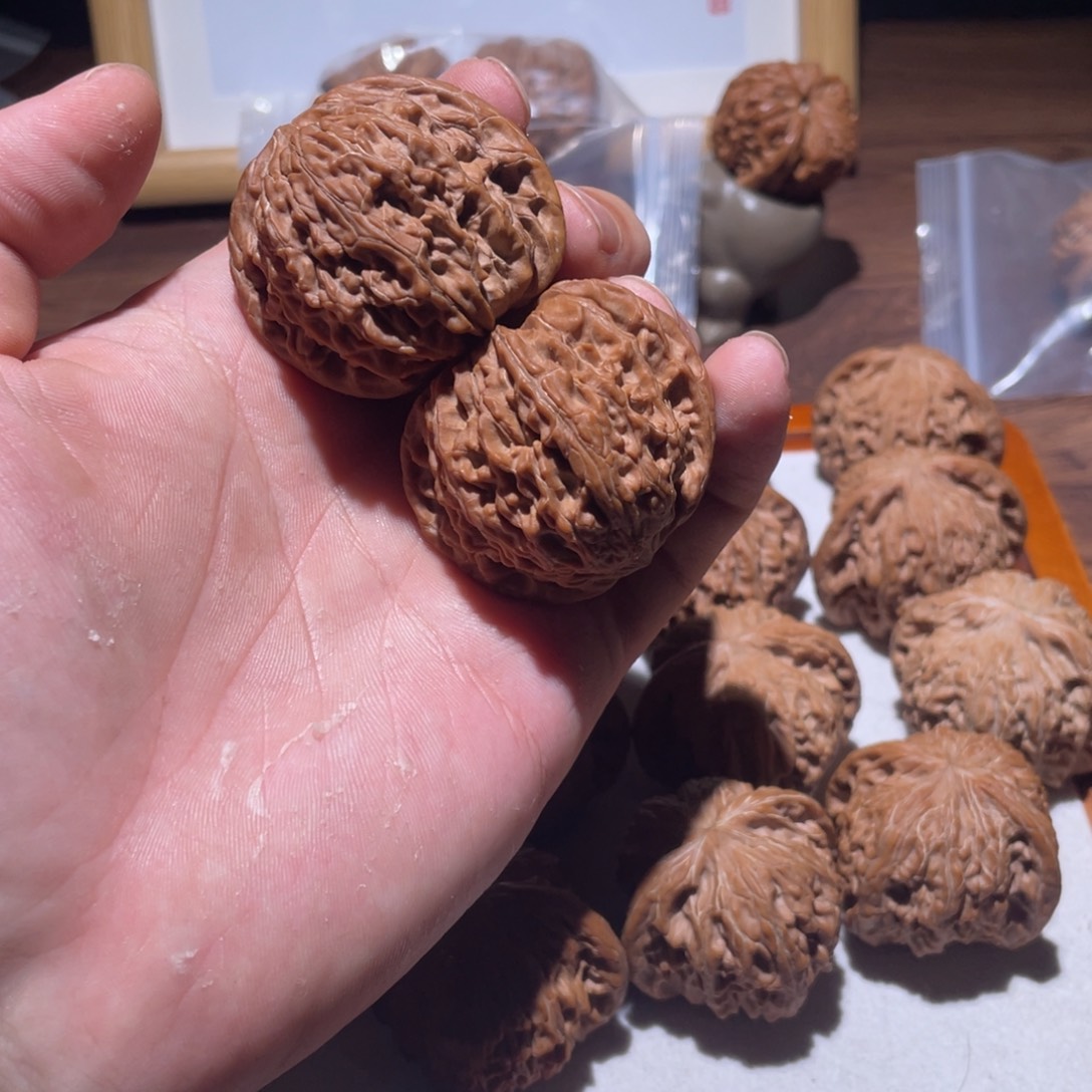 小***宇文玩核桃把件40血磨盘