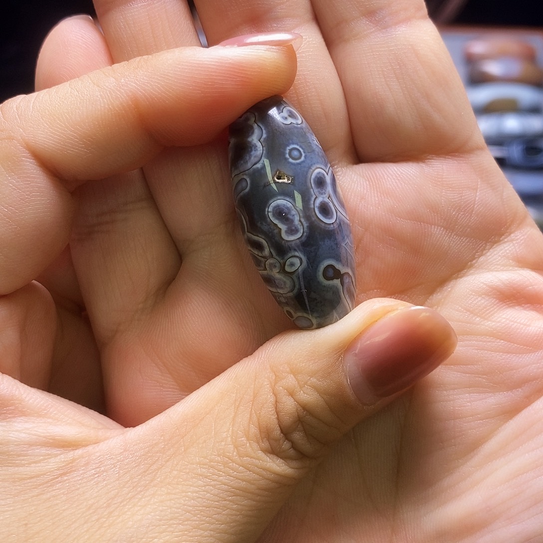 疆***草玛瑙/玉髓未镶嵌颈饰