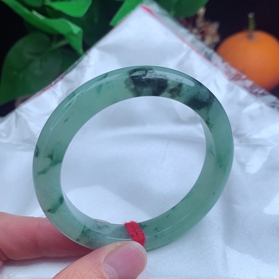 翡翠手镯未镶嵌     正圈52