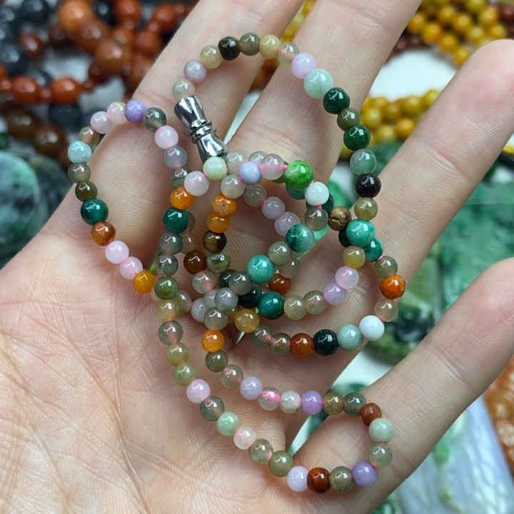 颈饰未镶嵌翡翠妖**o