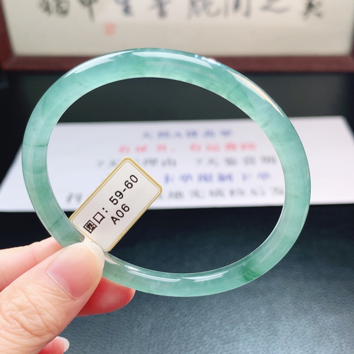 翡翠未镶嵌手镯翡翠手镯71
