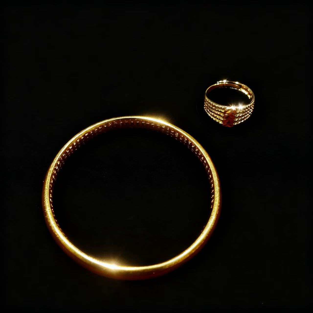 【安欣.】经典时尚泥鳅背心经合金手镯+五线爱心戒指SOT10