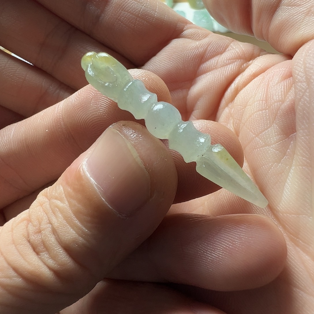 定制翡翠未镶嵌降魔杵