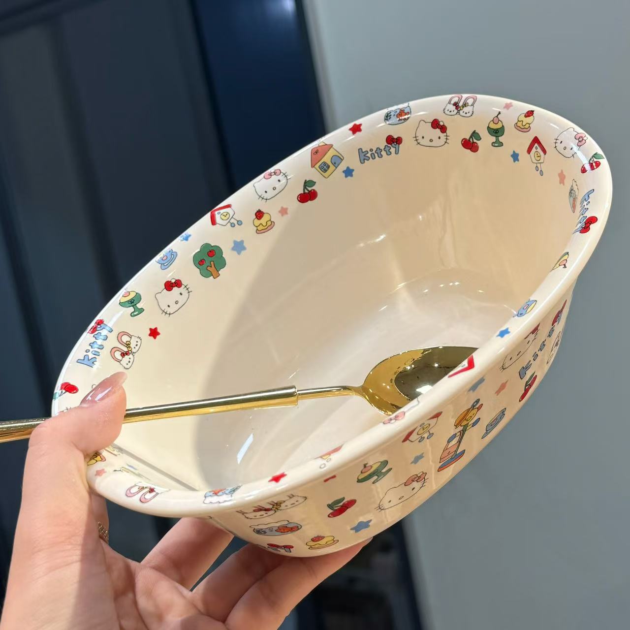 【圆和圈】出口尾单 乐园小猫椭圆陶瓷碗 浮雕家用水果碗陶瓷餐具
