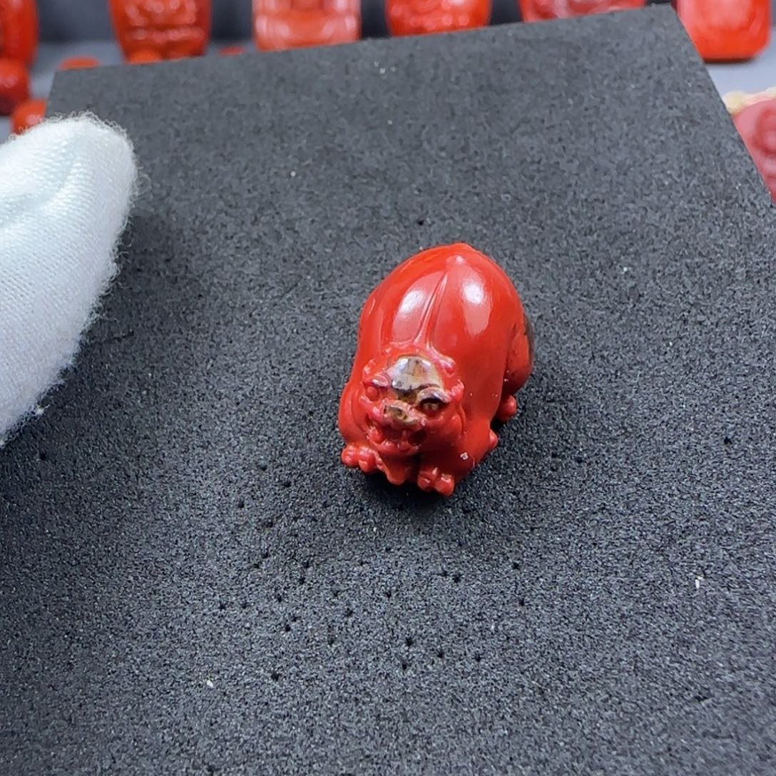 南红玛瑙未镶嵌雕件