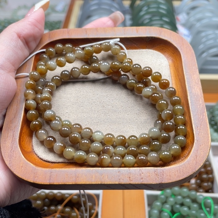 和田玉未镶嵌珠串6mm