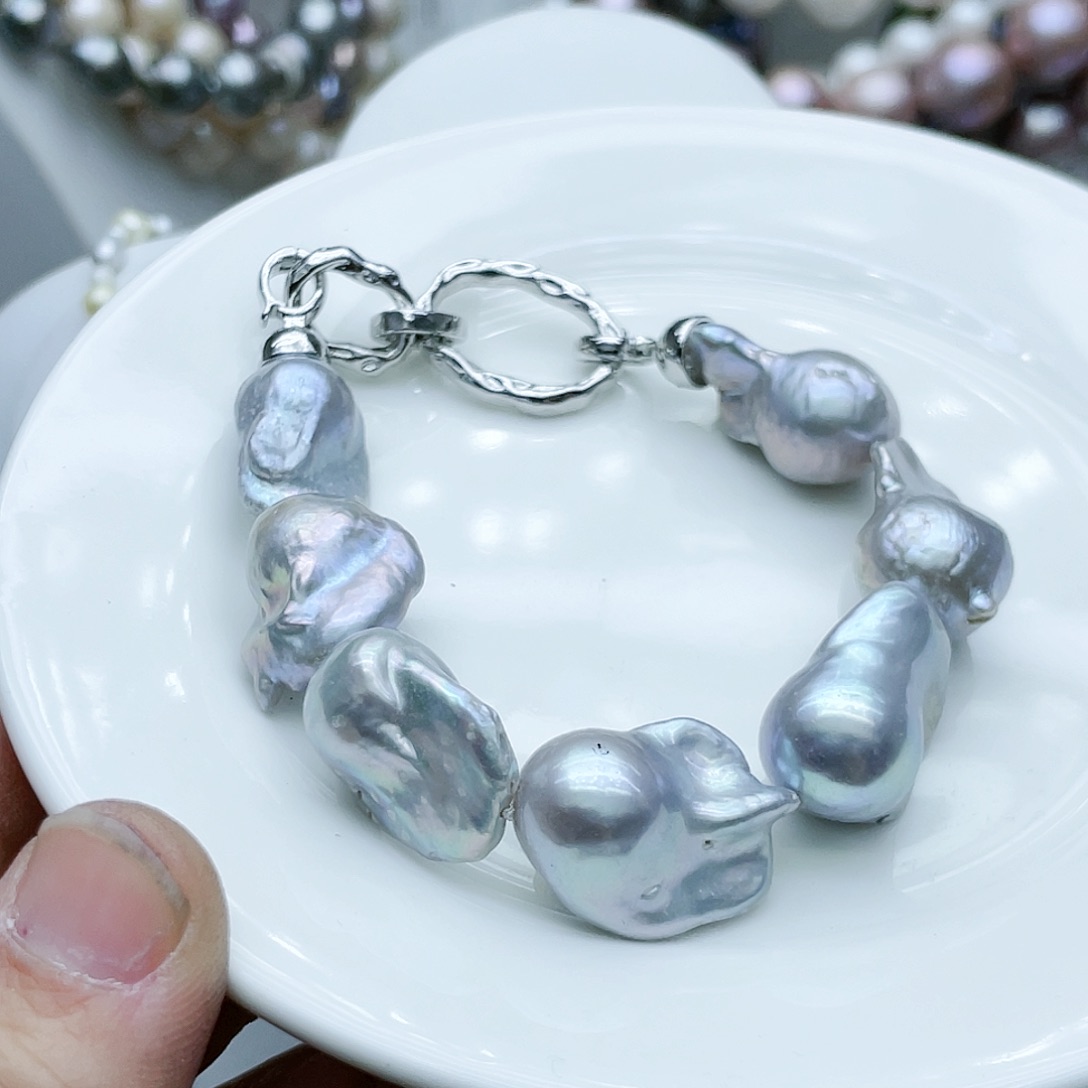 淡水珍珠颈饰钛钢