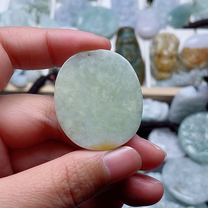 翡翠吊坠(不含链)未镶嵌翡翠