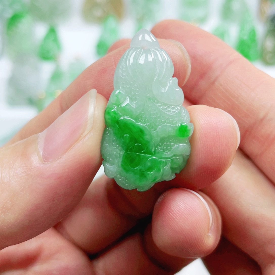 翡翠吊坠(不含链)未镶嵌