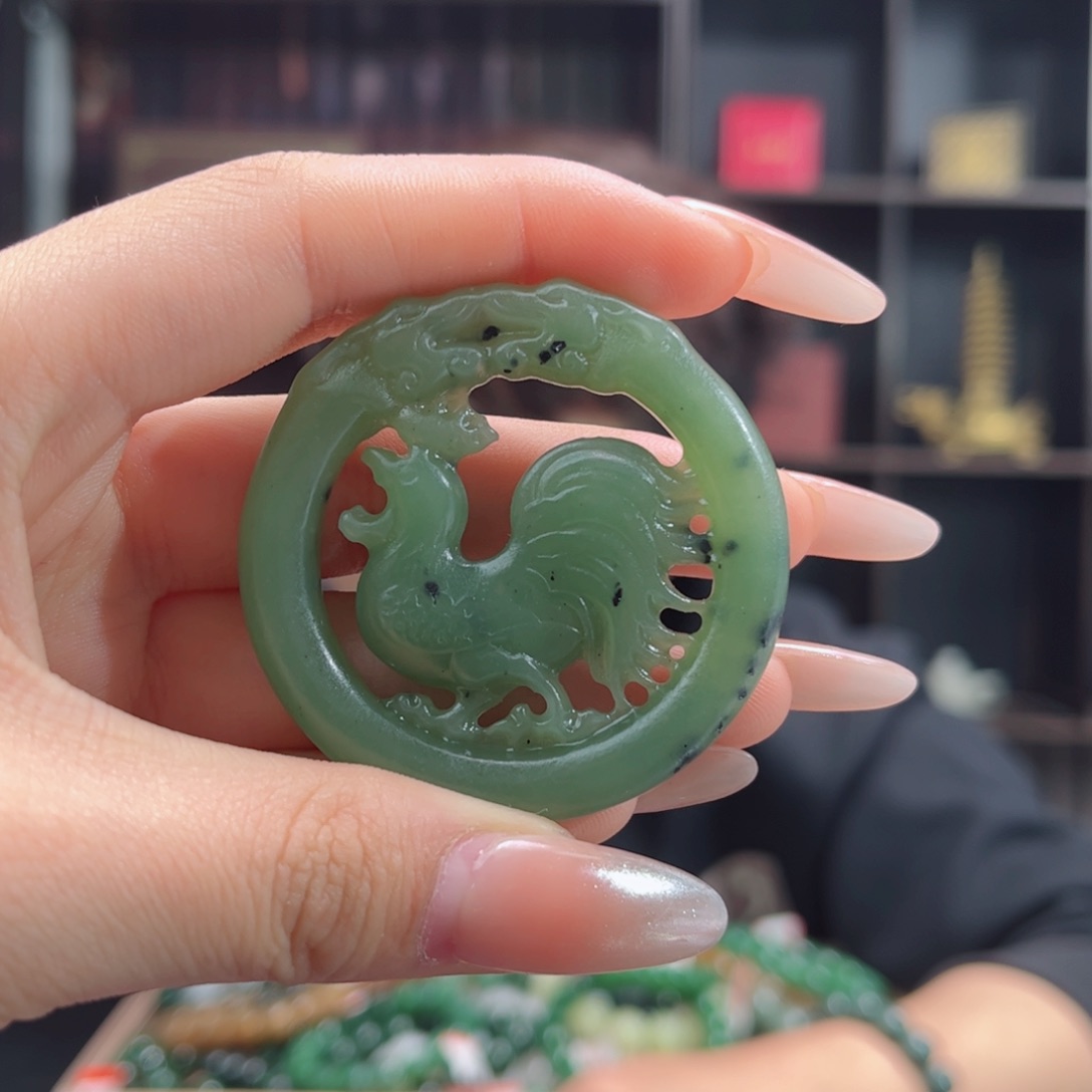 【闪购商品】和田玉手串未镶嵌挂件纯天然俄罗斯碧玉鸡