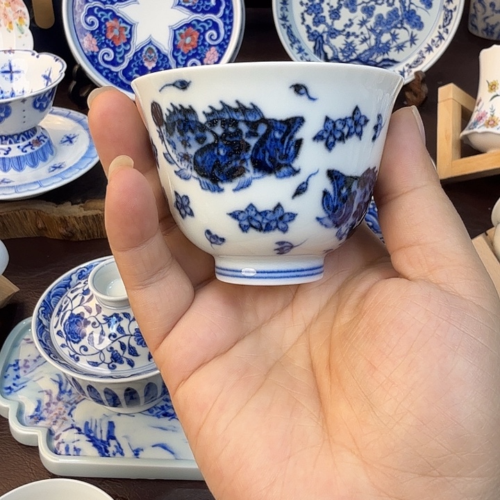 手绘陶瓷福利杯杯