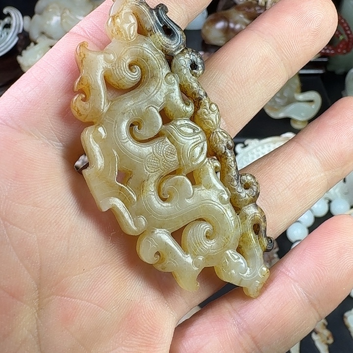 和田玉（糖玉）未镶嵌挂件