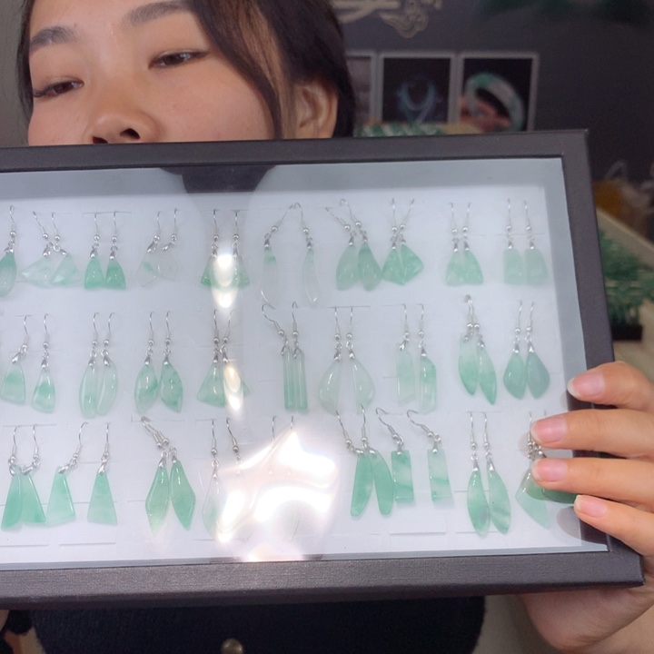 石英质玉手镯合金