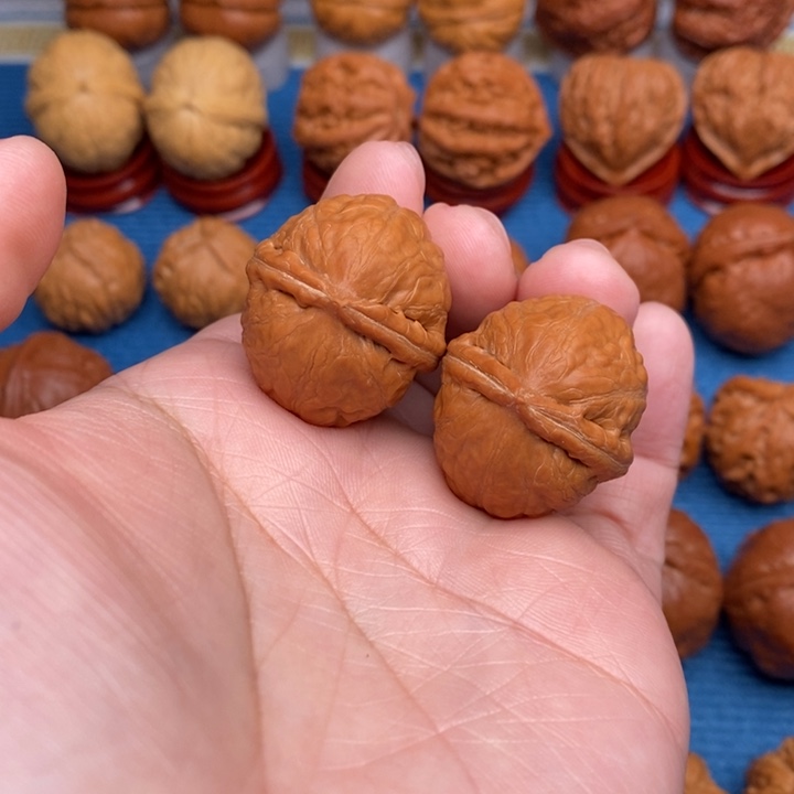 文玩核桃把件佛肚