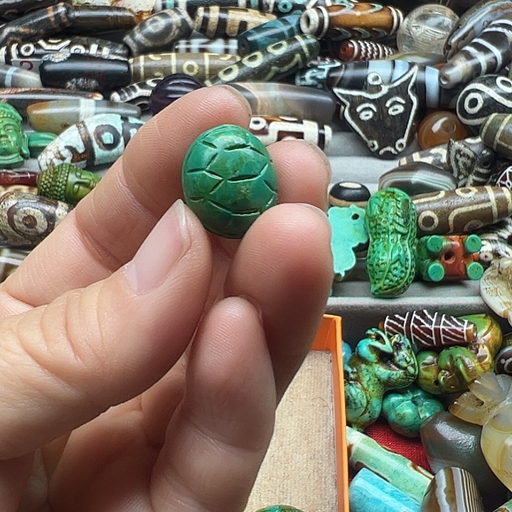 五***月玛瑙/玉髓未镶嵌颈饰