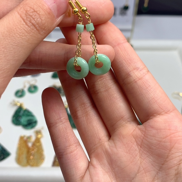 翡翠未镶嵌耳饰耳饰