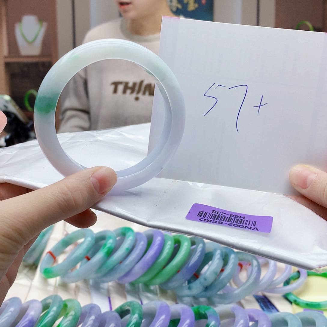 未镶嵌手镯翡翠ghj