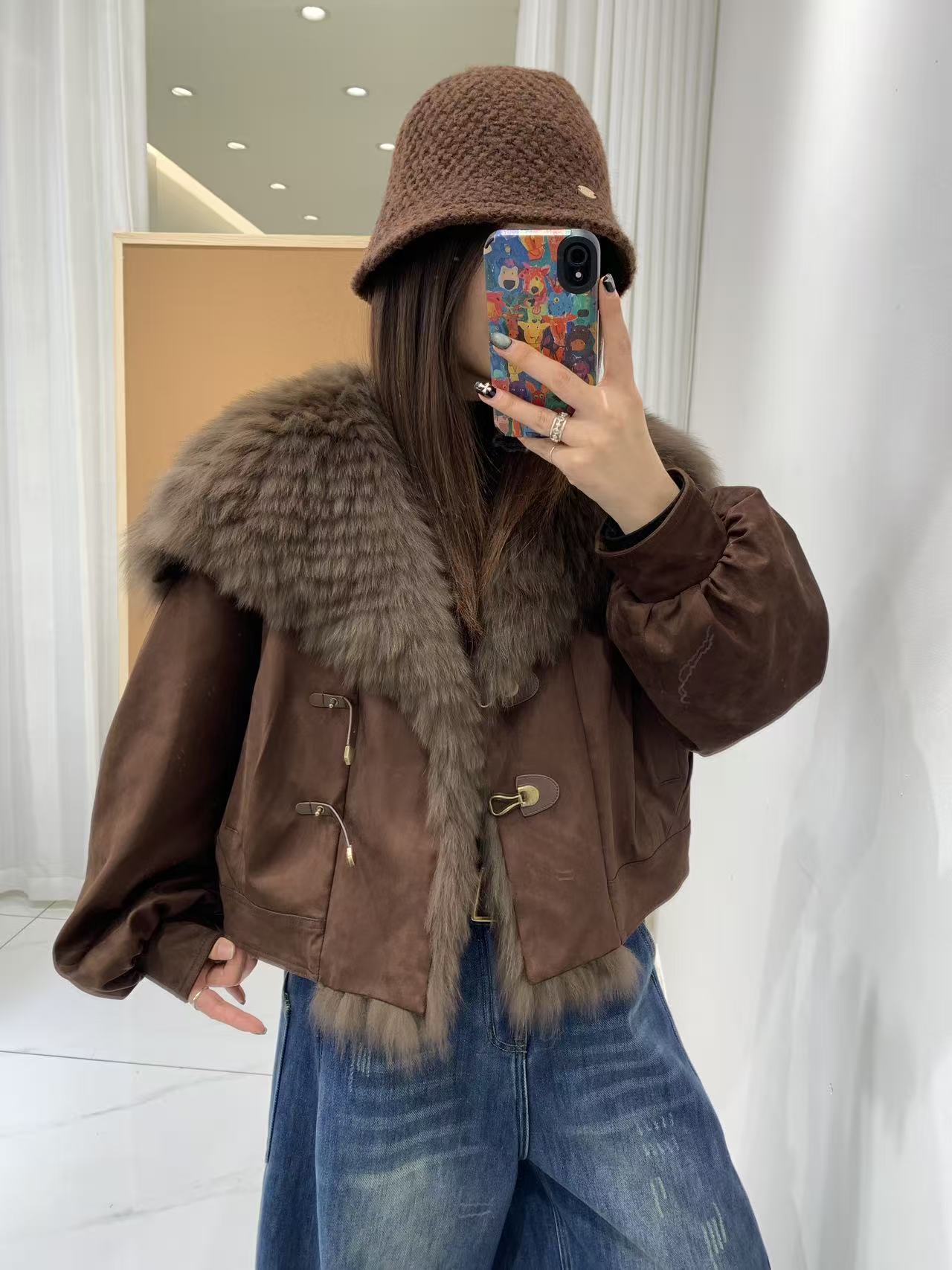 可米 新款短款时尚气质设计师狐狸毛领鹅绒服 8589（衣长53）