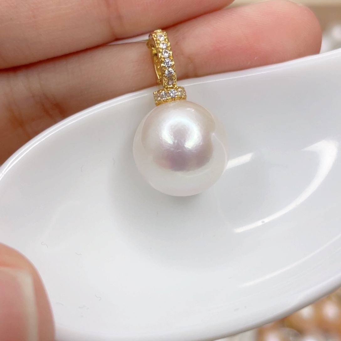 淡水珍珠未镶嵌吊坠(赠链)