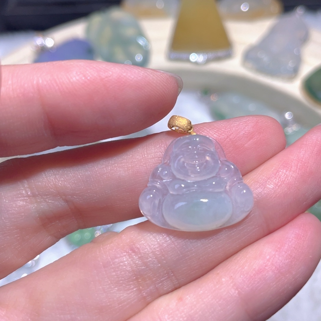 翡翠18K金镶嵌颈饰翡翠