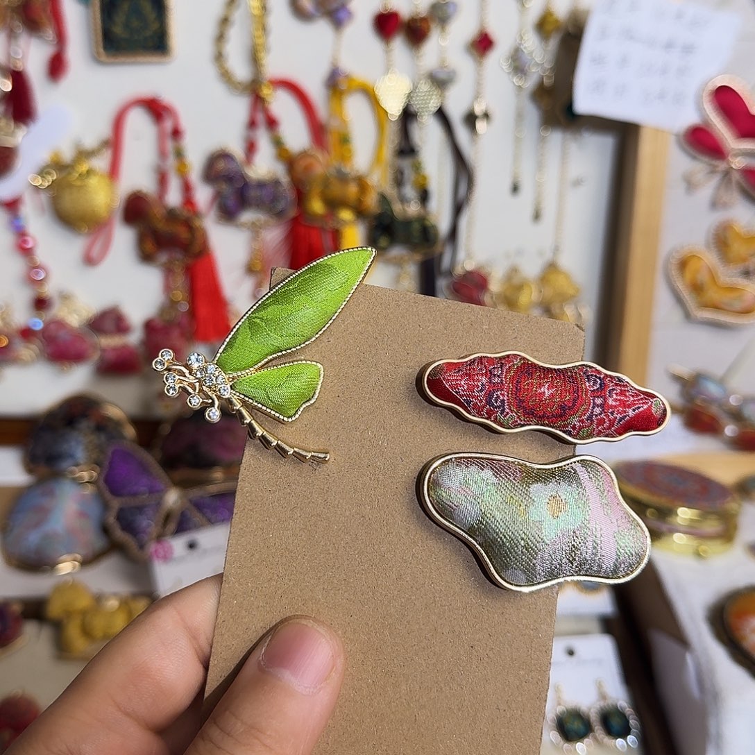 小****皮质锌合金手工制作