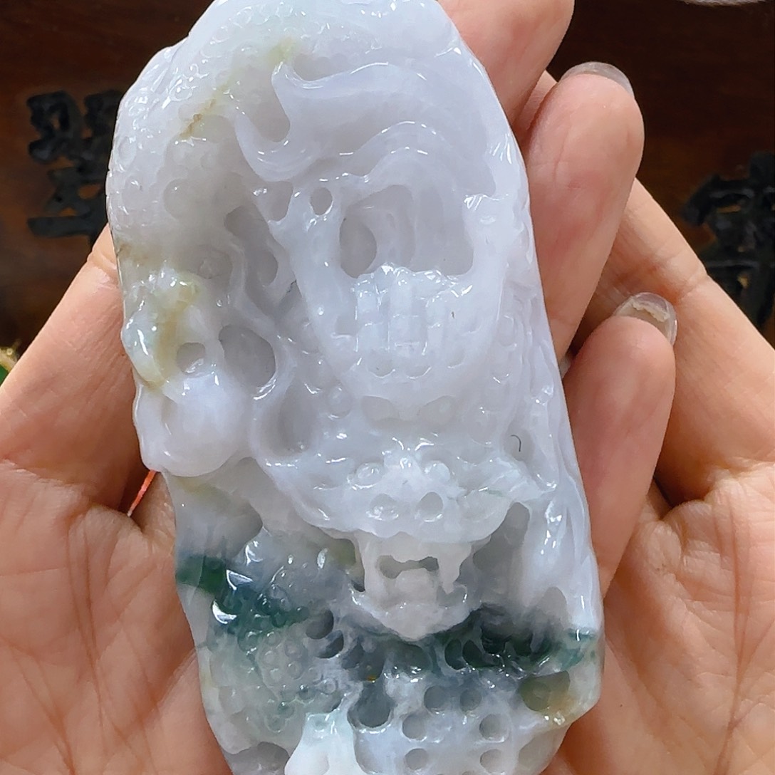 翡翠颈饰未镶嵌翡翠240