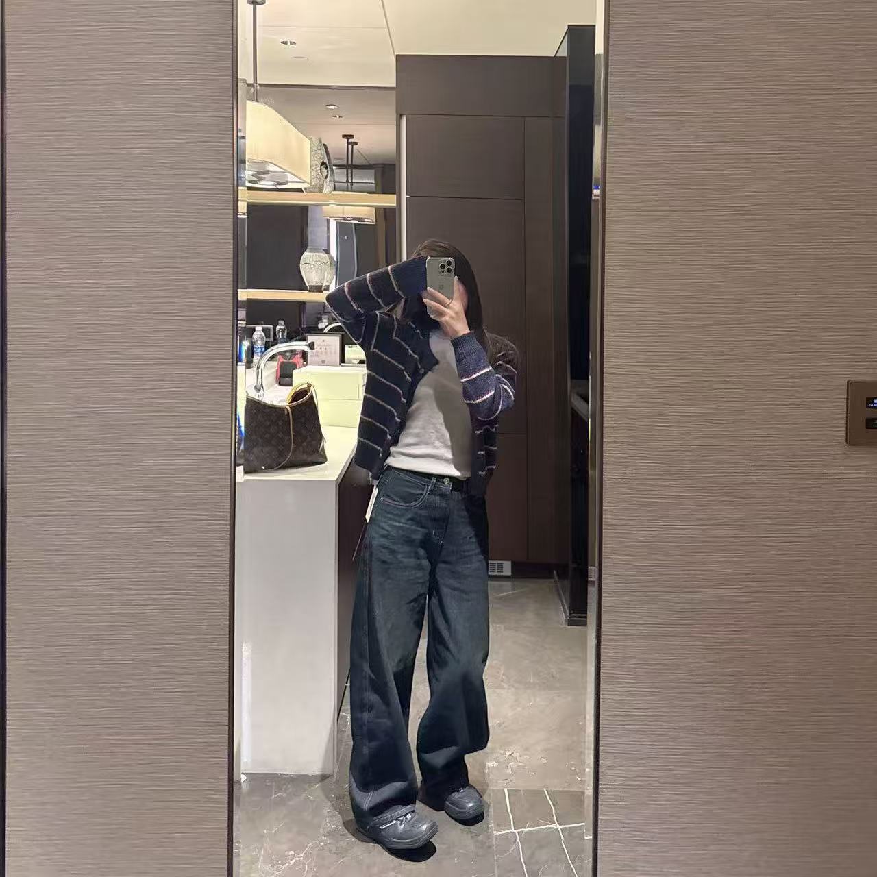 深色做旧牛仔裤0836