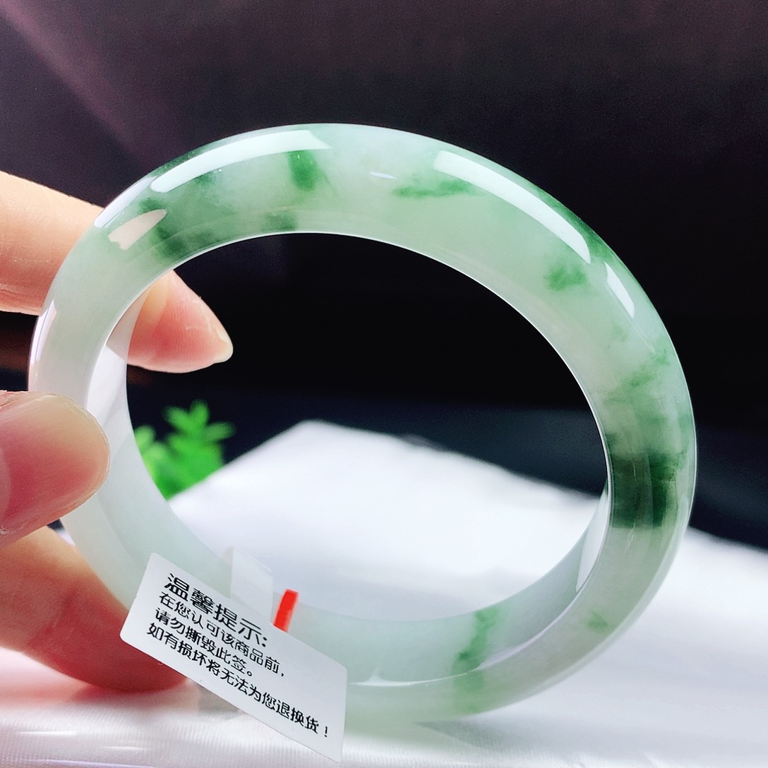 未镶嵌手镯翡翠56轮胎