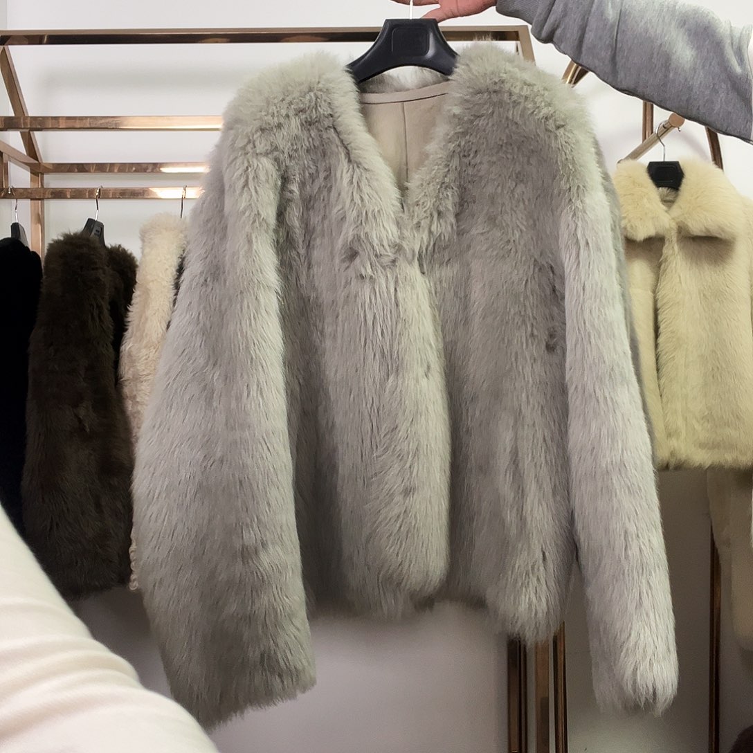 小***琳托斯卡纳皮毛一体L