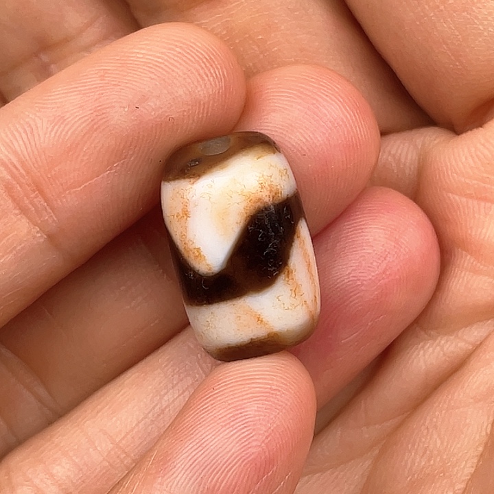 心***成玛瑙/玉髓颈饰未镶嵌