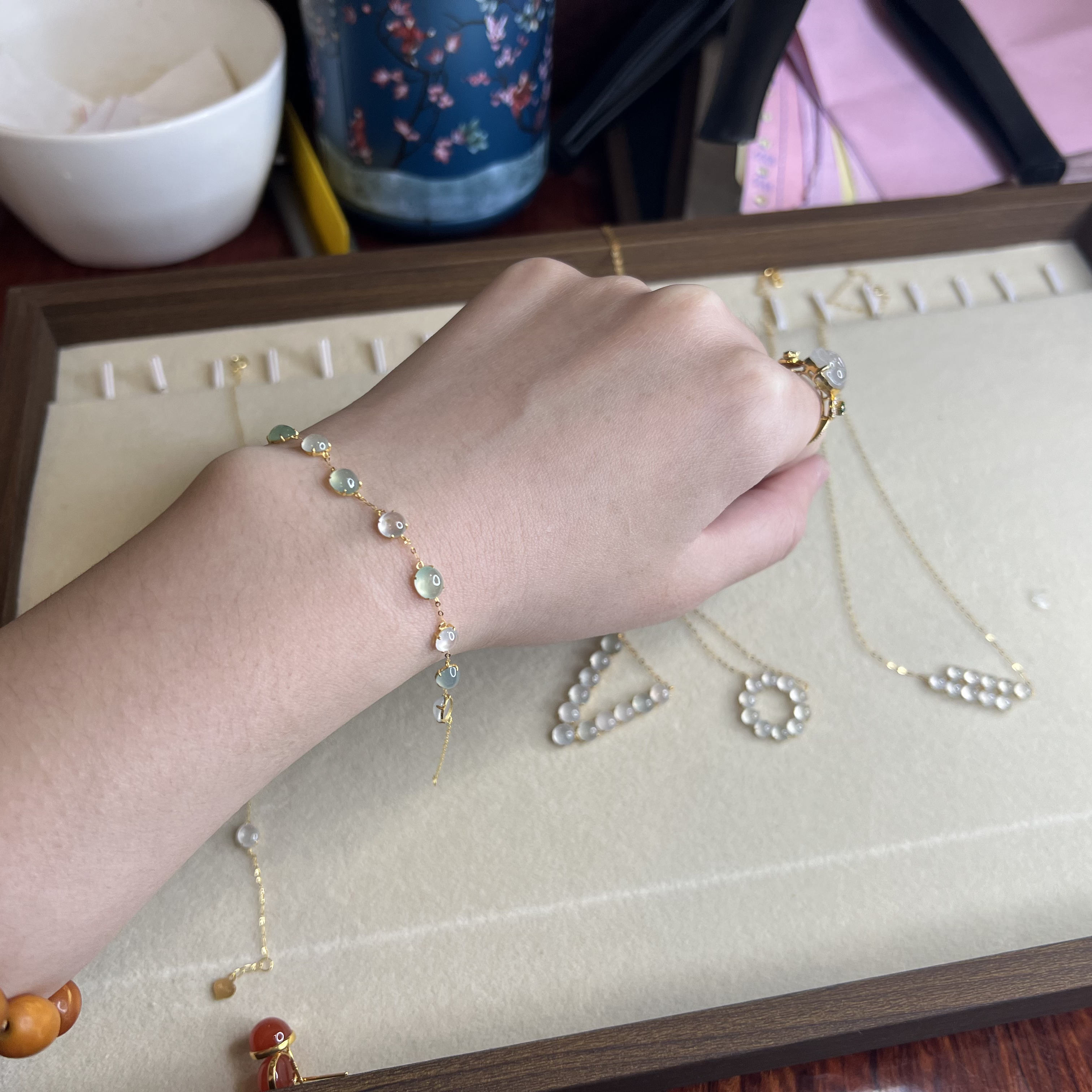 翡翠冰种手链18k金镶嵌