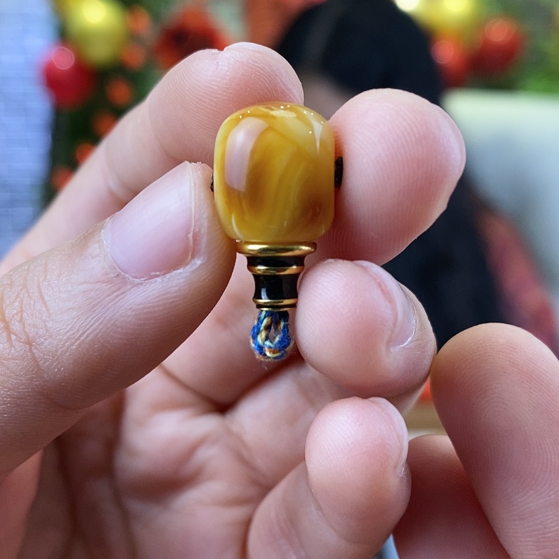 蜜蜡裸石18K金镶嵌蜜蜡三通