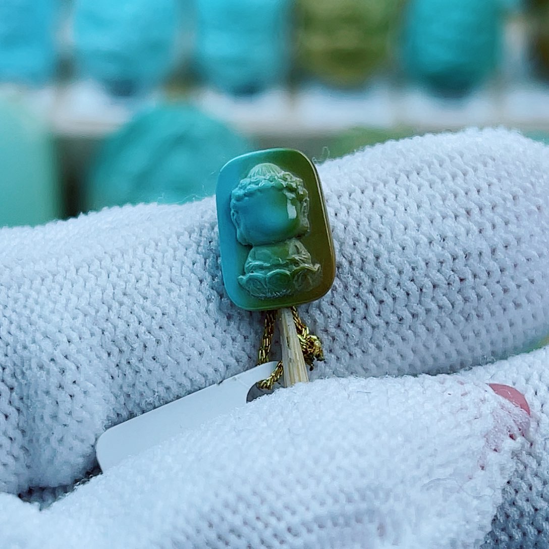 绿松石未镶嵌珠宝奇石