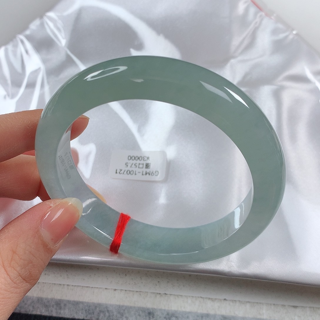 翡翠手镯未镶嵌 正圈