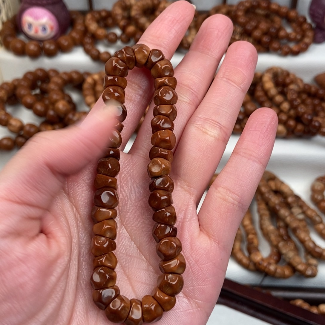 ╰***姐库克手串精挑无相大肠卡9