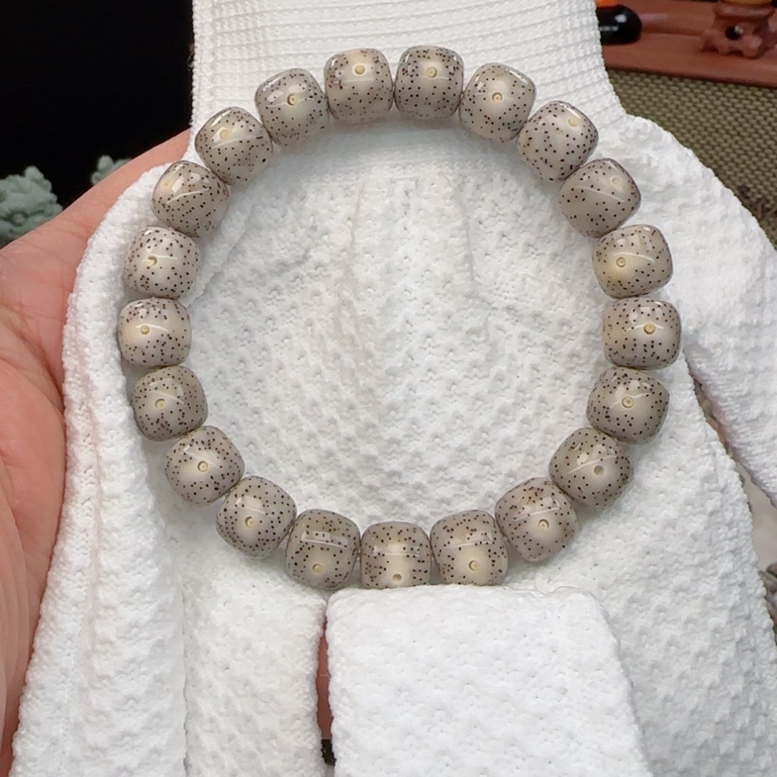 星月菩提手串果冻针尖星11*10