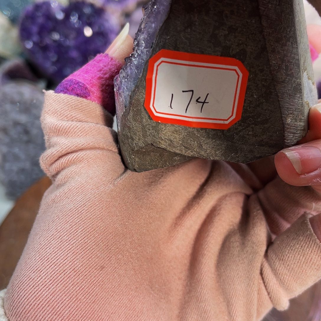 水晶随形摆件未镶嵌