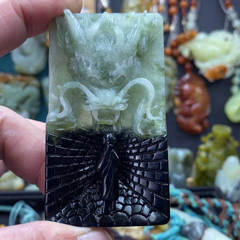 【闪购商品】蛇纹石玉吊坠未镶嵌