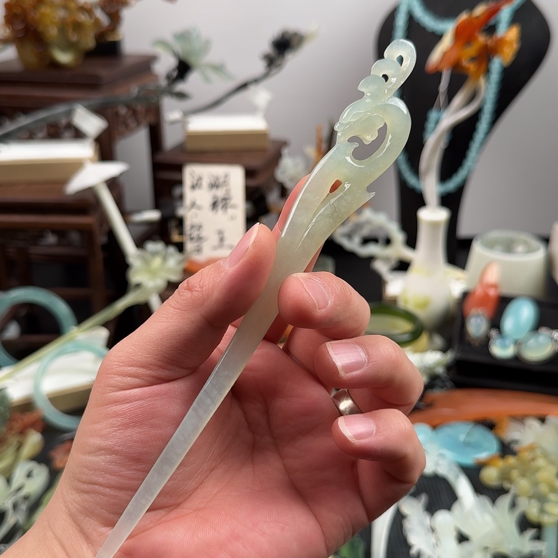 蛇纹石玉未镶嵌发饰