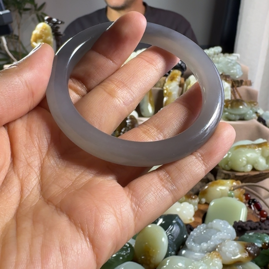 和田玉（糖玉）未镶嵌手链