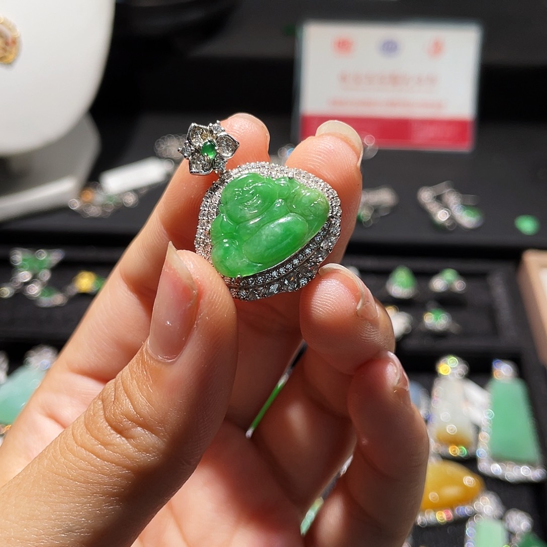 翡翠银S925镶嵌颈饰