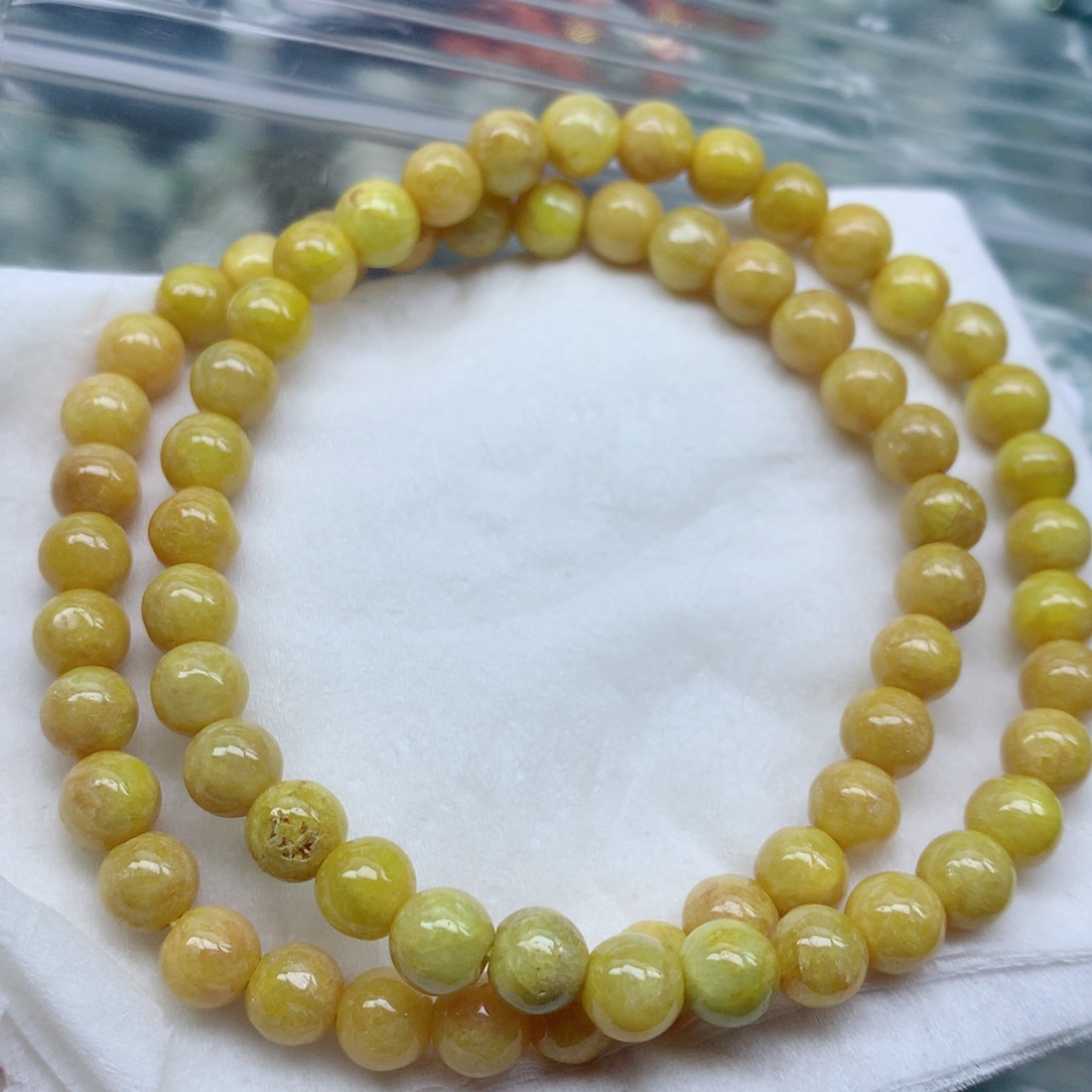 翡翠颈饰未镶嵌手串