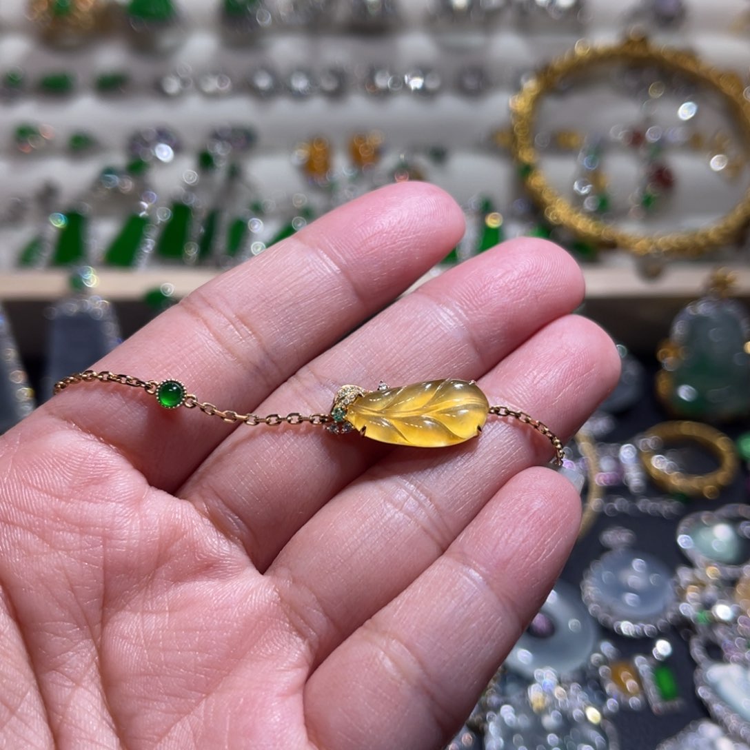 翡翠手链18K金镶嵌黄翡叶子