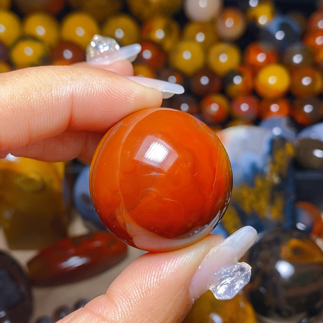 未镶嵌颈饰玛瑙/玉髓骑***车