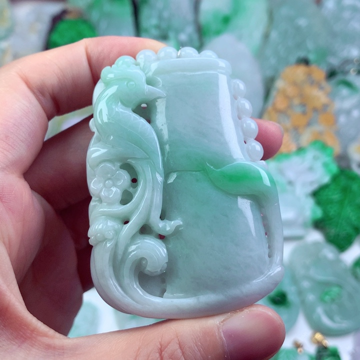 吊坠(不含链)未镶嵌翡翠