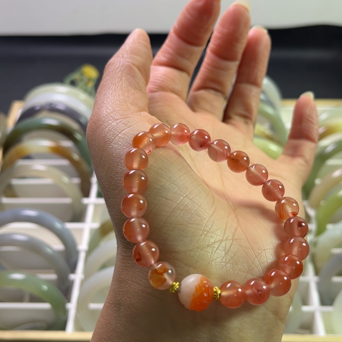 南红玛瑙未镶嵌手链