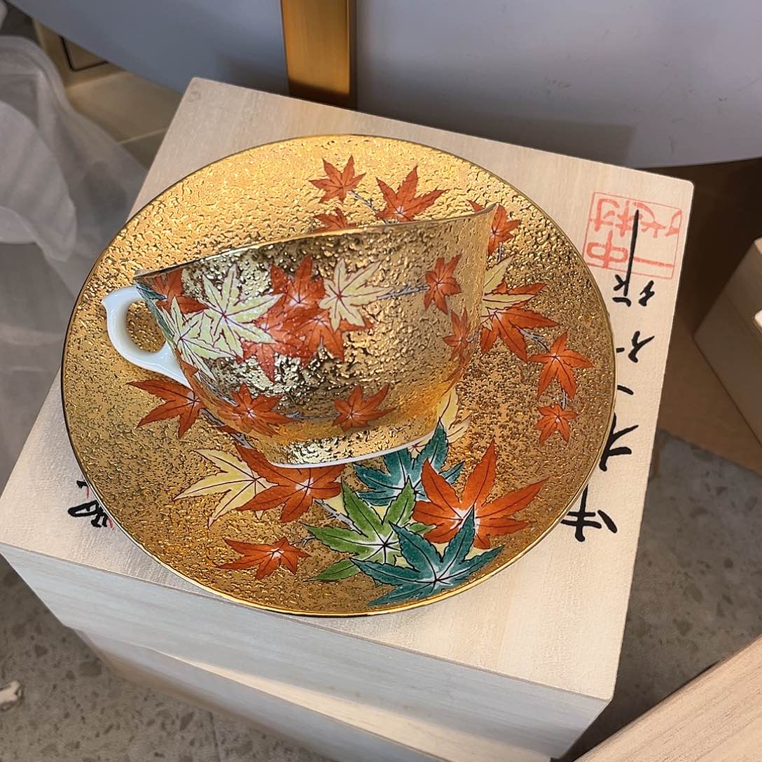 盖碗我在等我们领导吃饭哦嘛