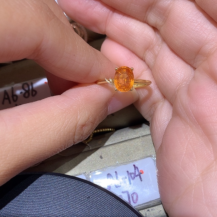 都***吧银S925镶嵌石榴石戒指客订925银镶嵌芬达石戒指，不退换