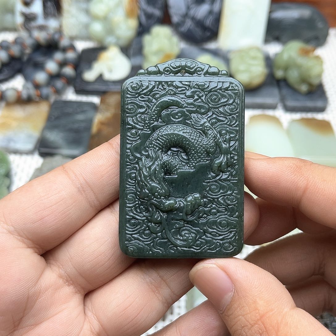 和田玉挂件未镶嵌